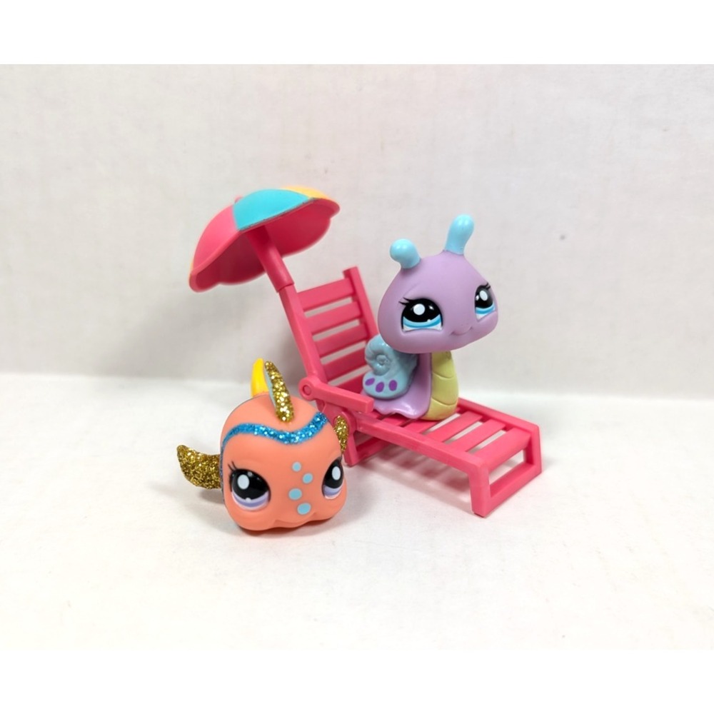 Authentic Littlest Pet Shop Pretty Pairs #2352 #2353 Fish Snail Sparkle Glitter